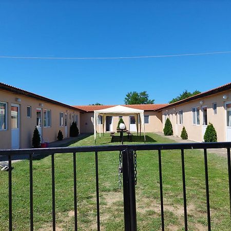 Krimski Bungalows Byala  Exterior photo